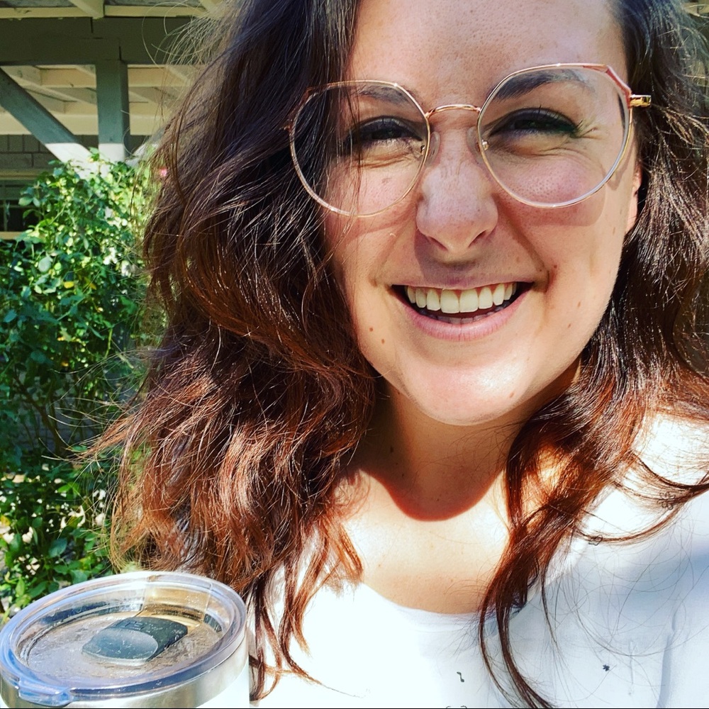 Meet your Posher, Emily